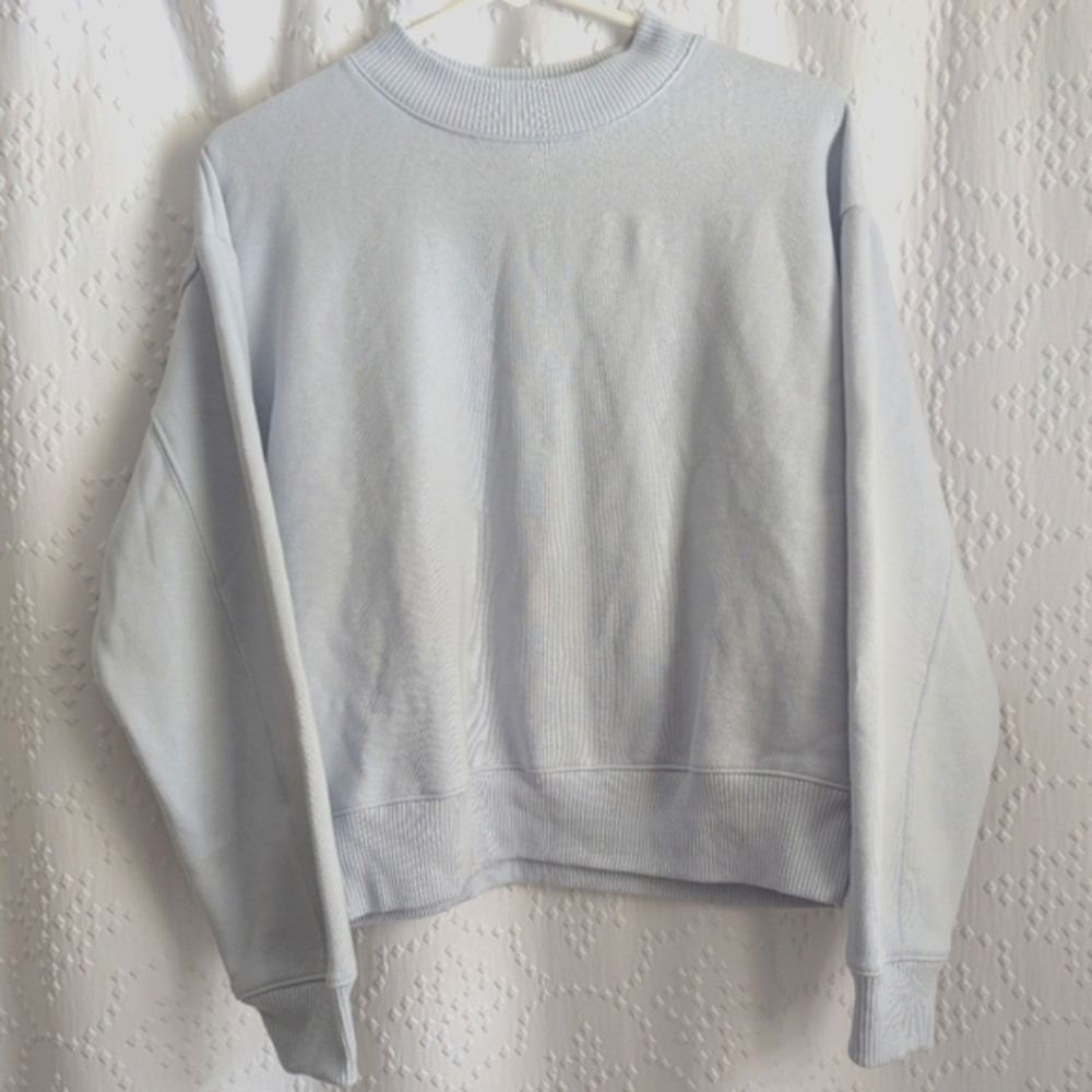 A New Day Women's Small Boxy Crewneck‎ Plush Light Blue 23.5 PTP